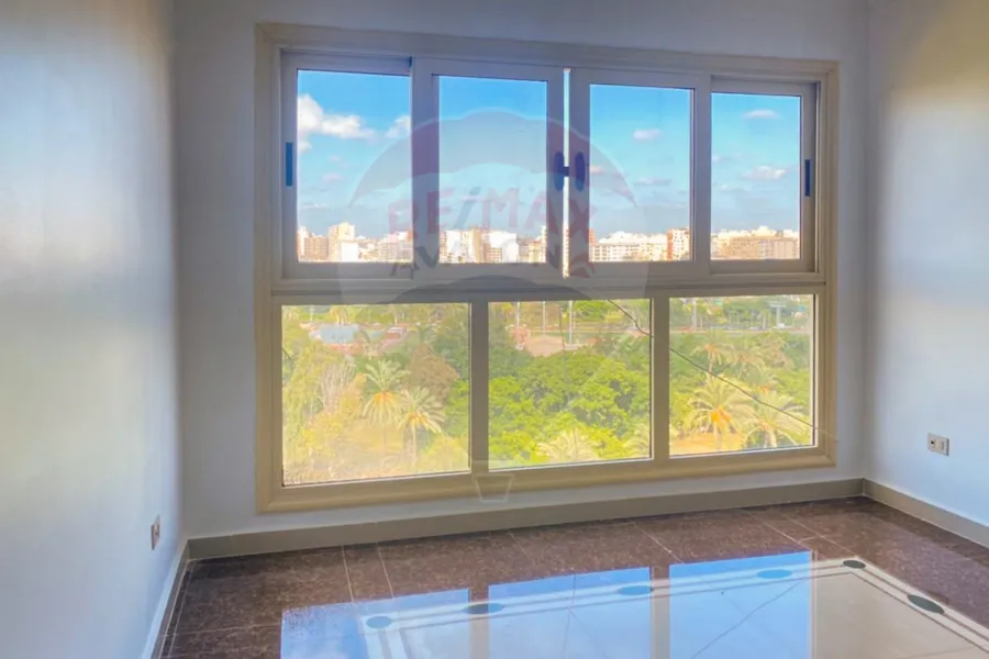 شقة للإيجار 135 م سبورتنج (فيو نادى سبورتنج)