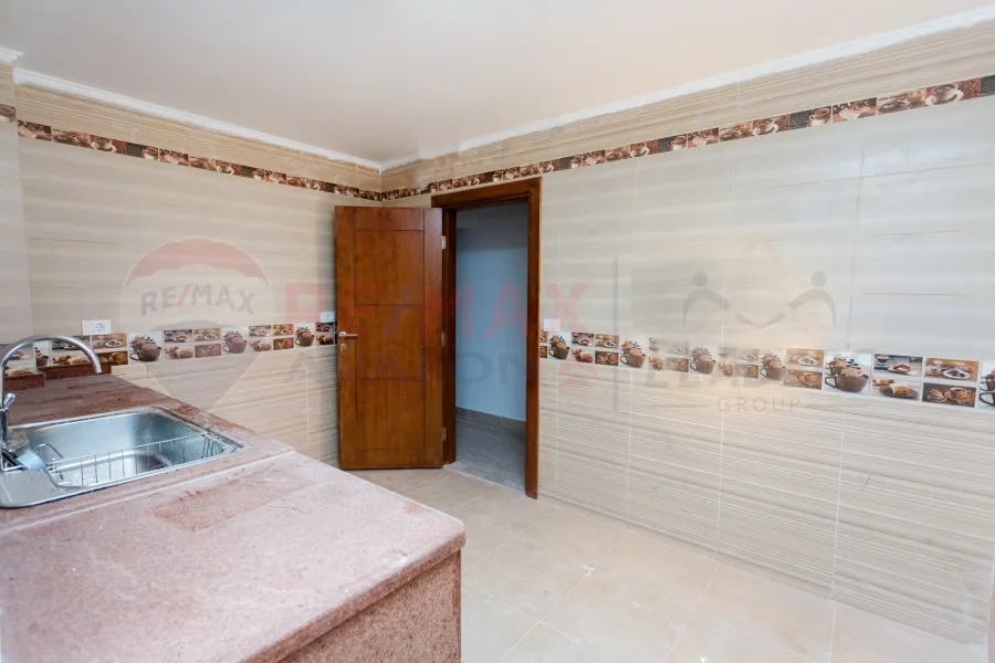 شقة للايجار 202 م سموحة (جراند فيو)