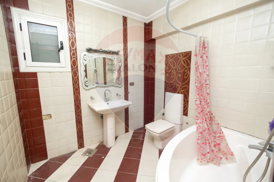 Apartment for sale 240 m Moharam Bek (Moharam Basha district)