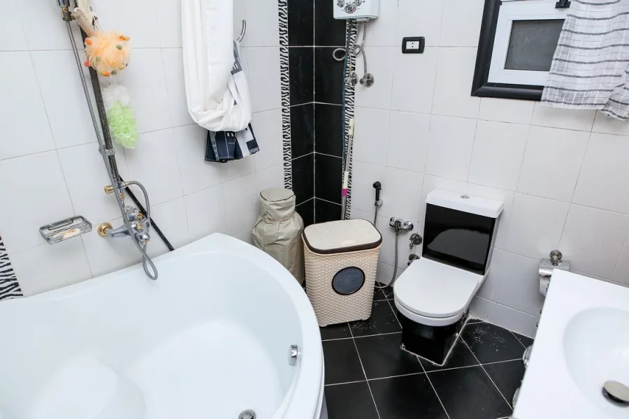 شقة للبيع 125م سيدي بشر (خطوات من خالد بن الوليد)