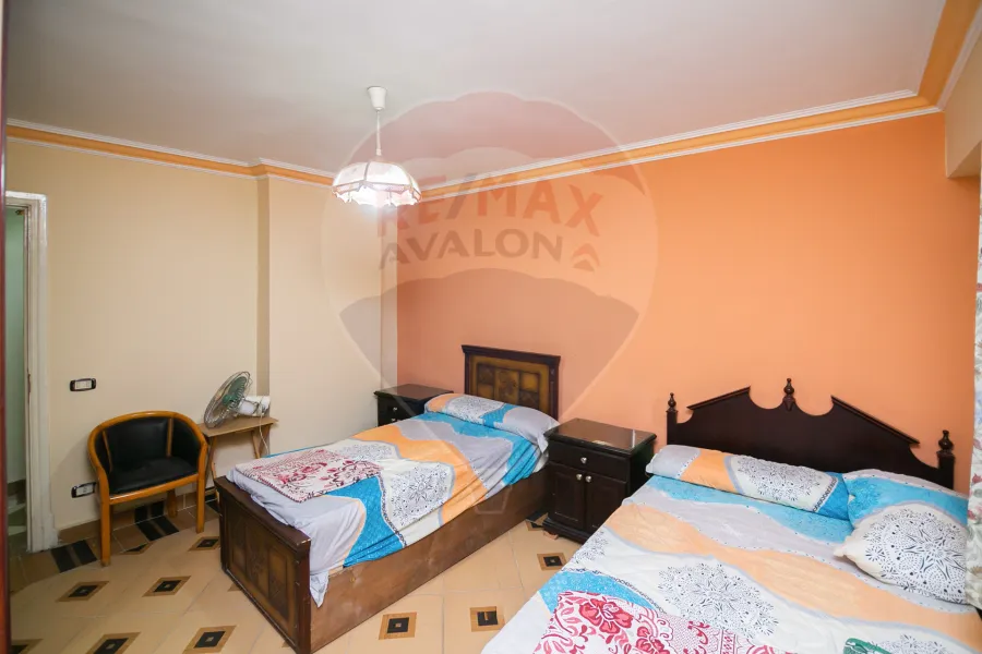 Apartment for sale 250 m Camp Chezar (directly on the sea)