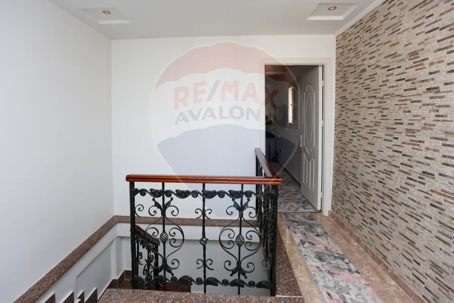 Duplex apartment for sale 180 m Miami (Al-Sabai St. branching from Iskandar Ibrahim St.)