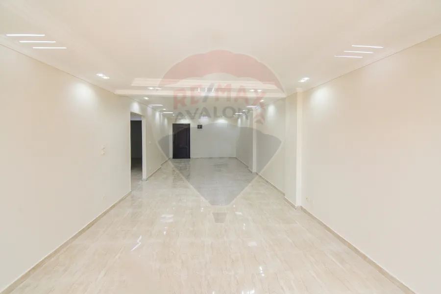 شقة للبيع 175 م الابراهيمية (ش بورسعيد)