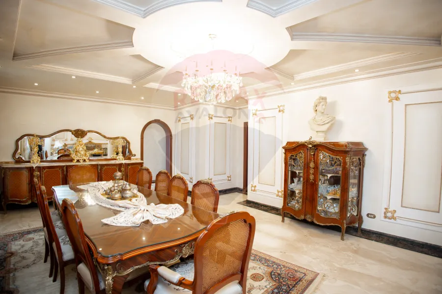 Penthouse apartment for sale 440 m Al Asafra (directly on the sea - Brand Building)