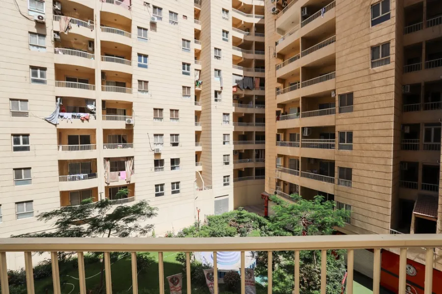 Apartment For Sale 175m El-Montaza (Green View Compound)