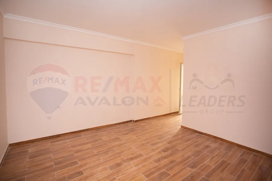 شقة للبيع 209 م سموحة (جراند فيو)