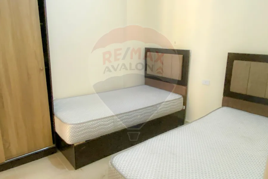 Chalet with roof for sale (Retail View) 82 m