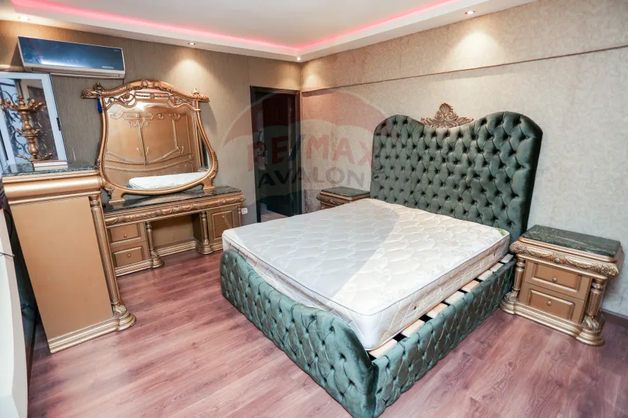 شقة للبيع 165 م كليوباترا ( خطوات من ش بورسعيد )