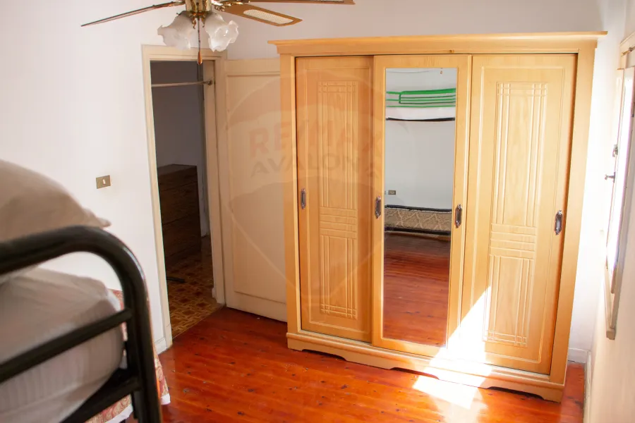 شقة للبيع 160 م سموحة ( خطوات من نادى سموحة )