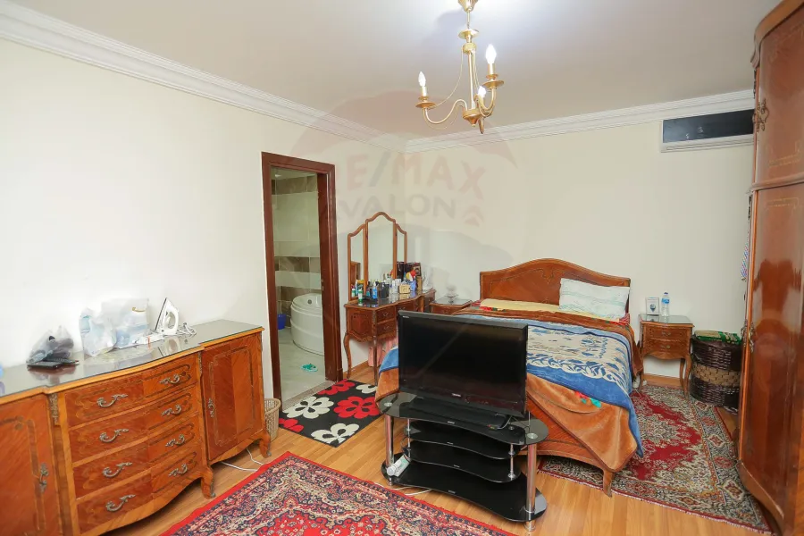 Apartment for sale 215 m Roshdy (Ibrahim Helmy St.)