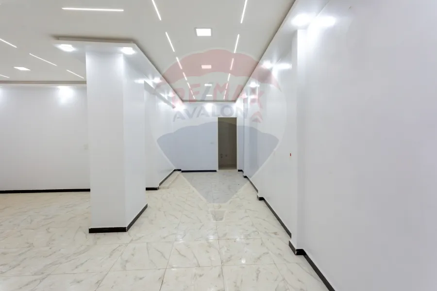 محل للبيع 70 م سموحة (متفرع من ش الخمسين)