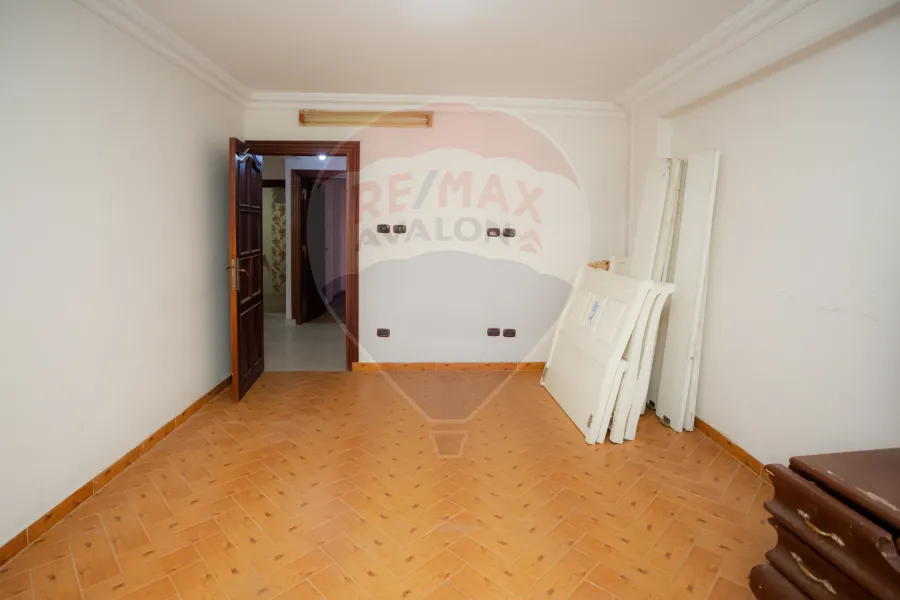 Apartment for sale 200 m Smouha (Hilton St.)