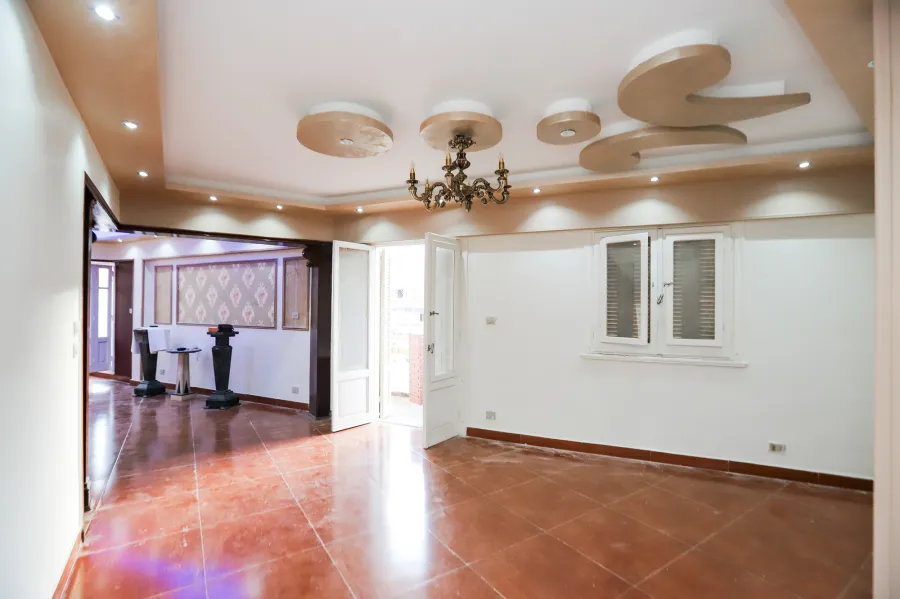 Apartment for sale 325 m Smouha (Bahaa Eldin Elghatwary St.)