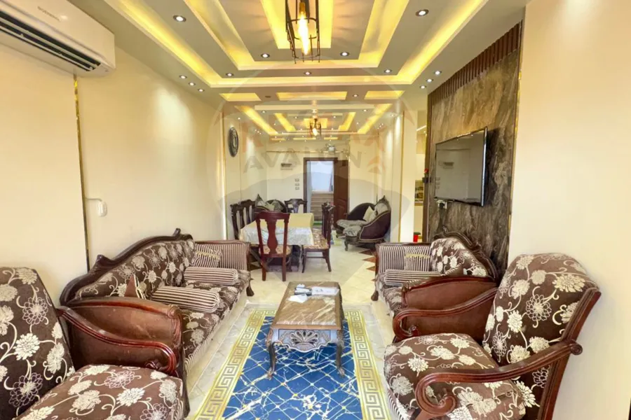 شقة للايجار المفروش 180 م  ميامي (ش اسكندر ابراهيم)