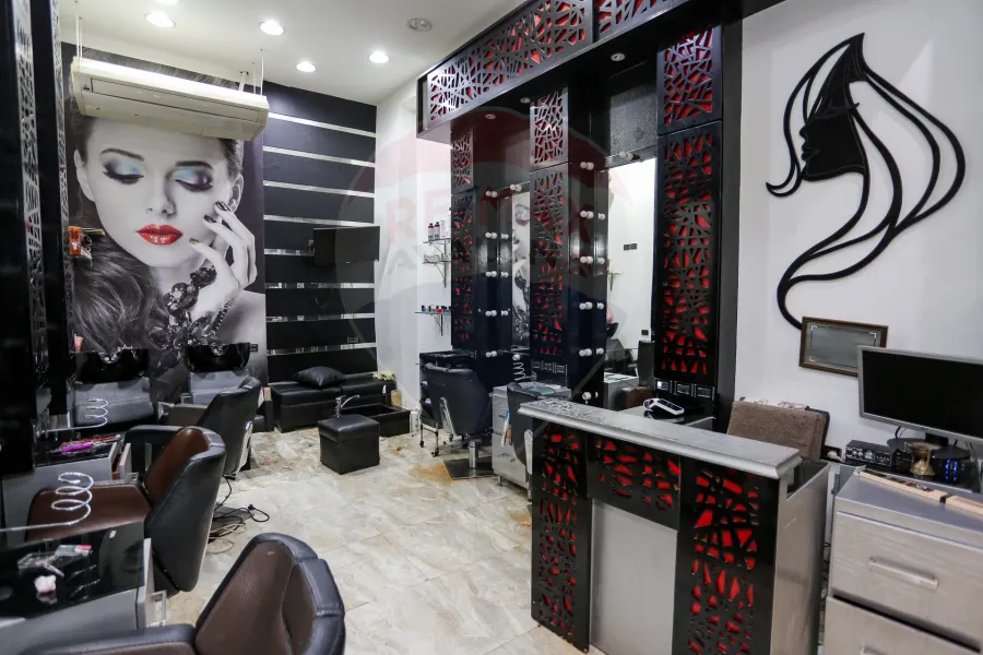 Shop + up floor for Sale 40 m Janaklis (Mortada St)