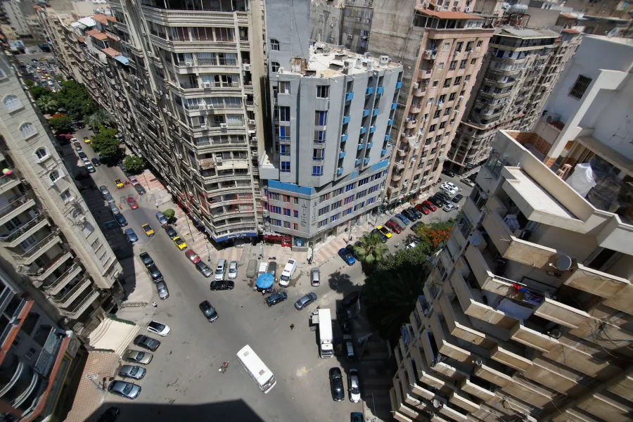 شقة للبيع 450 م سموحة ( ش مصطفى كامل )