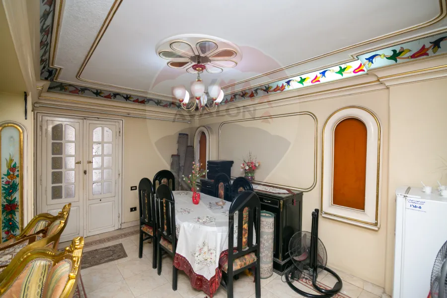 Apartment for sale 250 m Al-Sa'aa (Awlyaa elrahman st.)