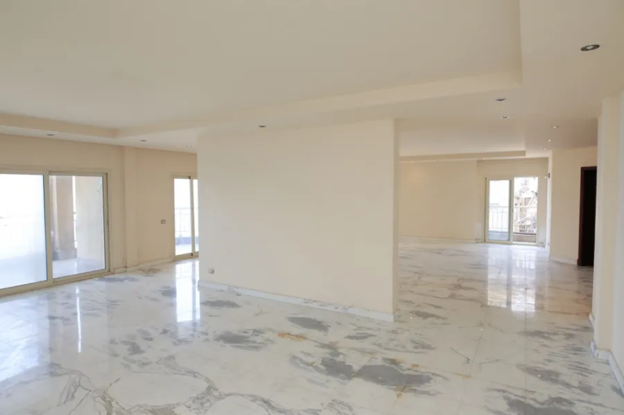 Apartment for sale 480m Laurent - Korneish Road