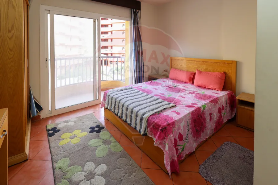 Chalet for sale  North Coast (Porto Golf) - 80 m