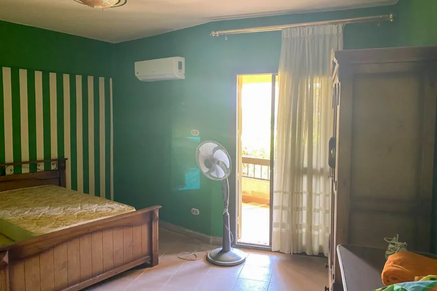 Ground chalet + Garden for sale (New Maamoura)