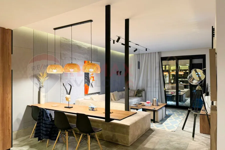 ستاند الون للبيع (مارينا 1) 650 م