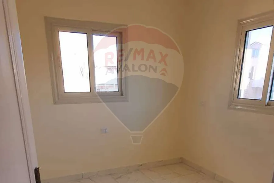 شالية للبيع (التجاريين) 140 م