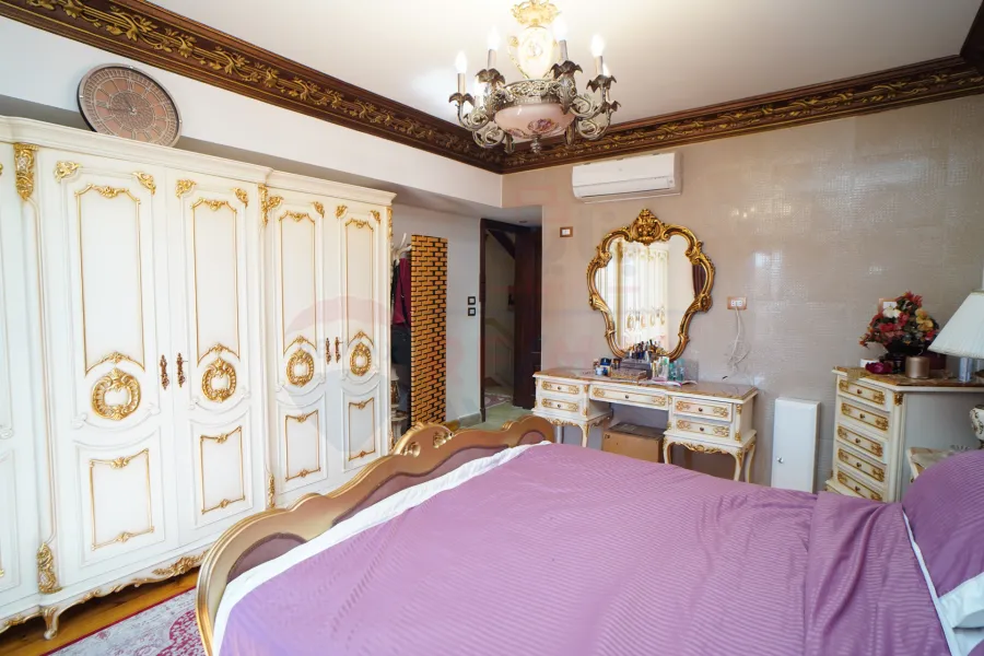 Apartment For Sale 192 m Kafr Abdou (front of Carrefour)