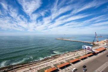 شقة مسجلة للبيع 123 م لوران (على البحر مباشرة)