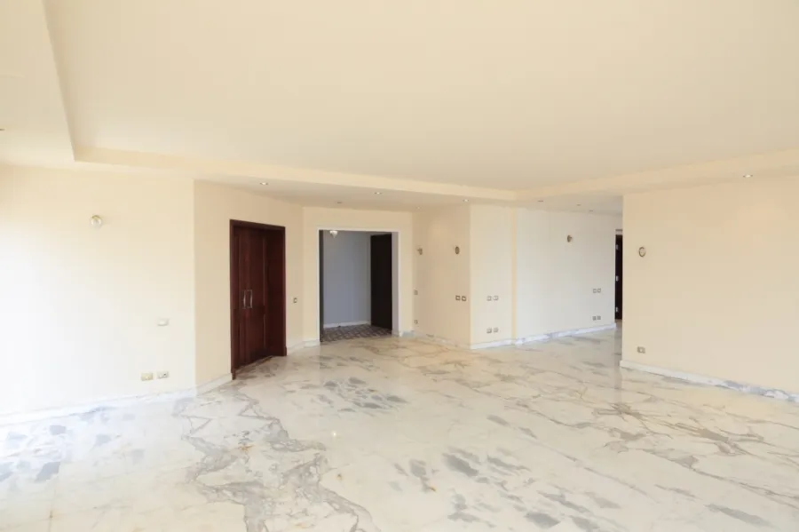 Apartment for sale 480m Laurent - Korneish Road