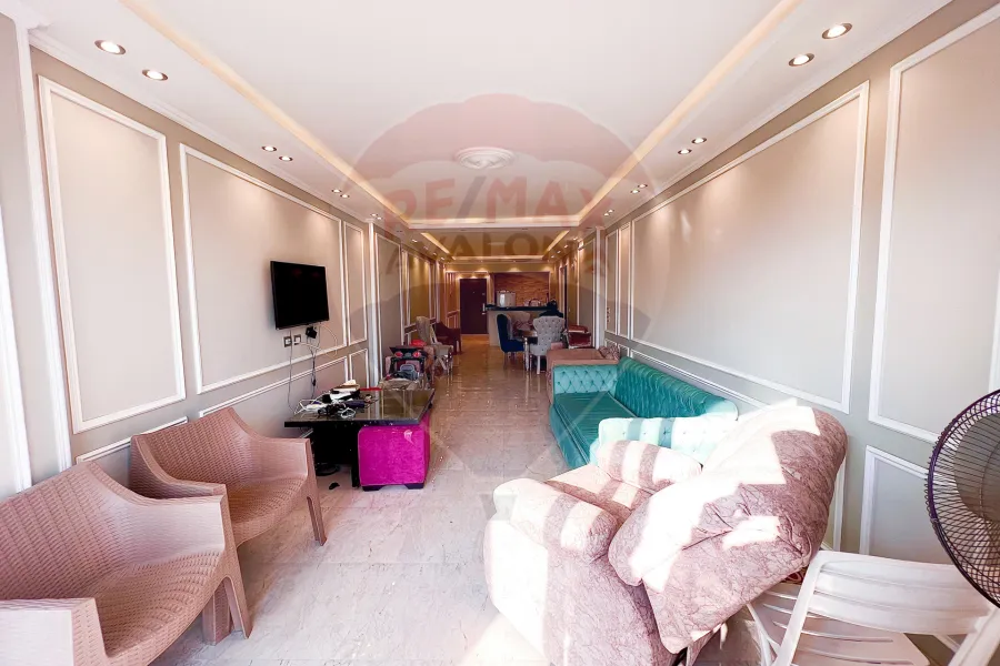 شقة للايجار 165 م  سموحة الجديدة (كومباوند اليكس ستارت)