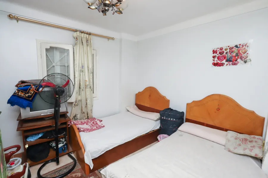 شقة مفروشة للإيجار 123م ميامي ( ش سيد رضوان )