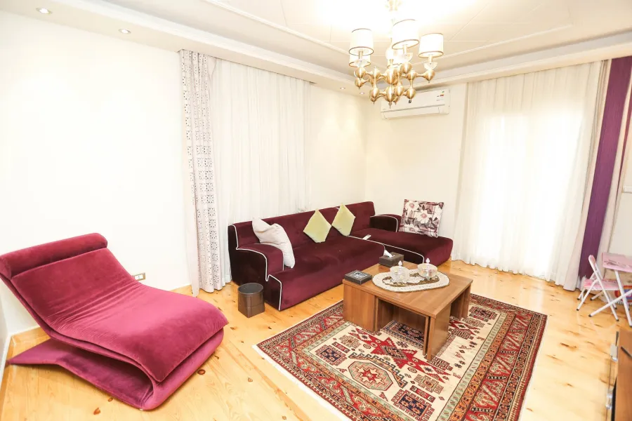 Apartment for sale 267m Laurent (Sir Hank)