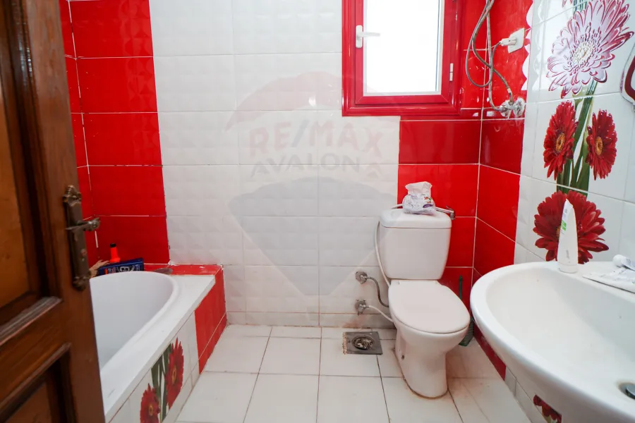 Apartment for sale 152 m Ibrahimia (in front of Sporting Club - Ahmed Allam St.)