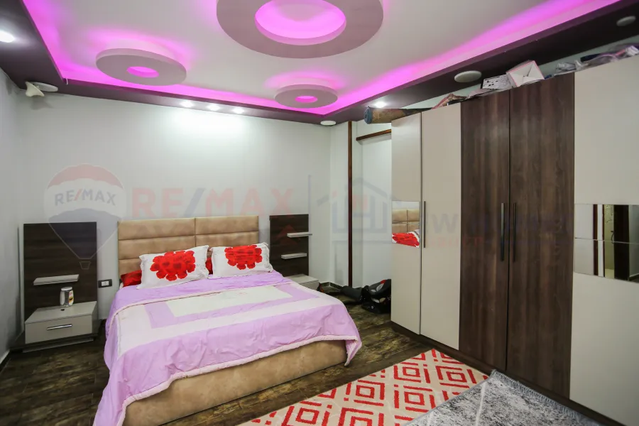 شقة للبيع 145 م كليوباترا ( ثالث نمرة من البحر )