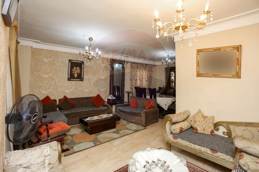 شقة للبيع 200م سموحة (تقسيم القضاة)