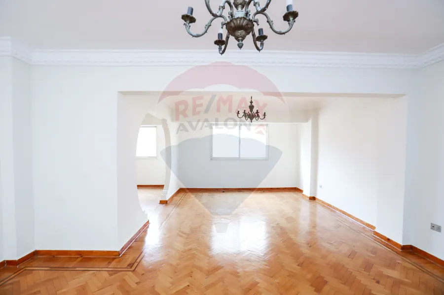 Penthouse For Sale 138 m Miami ( Gamal Abd El Nasr st )