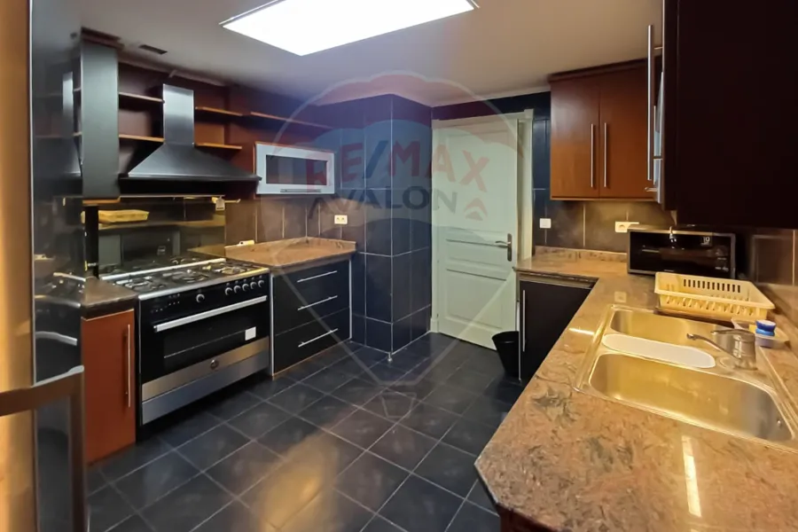 Apartment for rent 410 m San Stefano (Four Seasons)