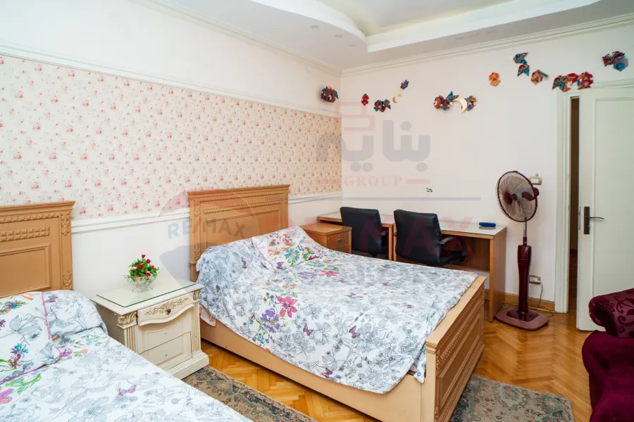 Apartment For Sale 215 m Kafr Abdo (Behind Qardahi Palace)
