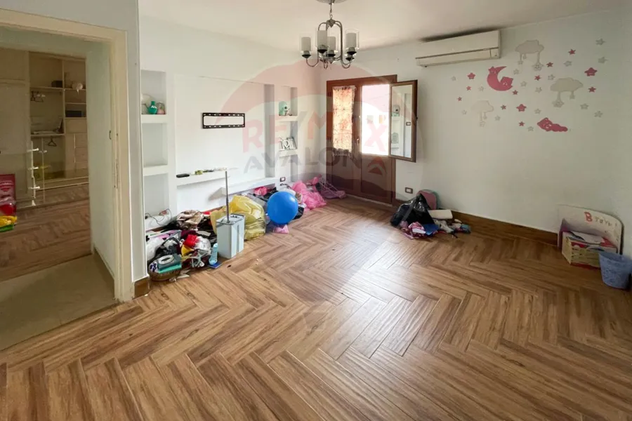 شقة للإيجار 150 م لوران (ش شعراوي)