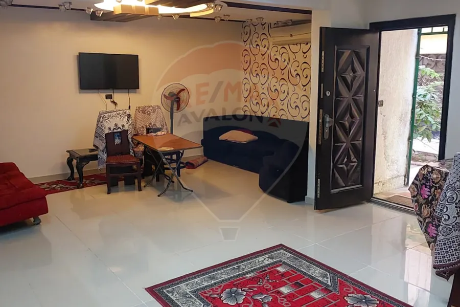 شقة للبيع 100 م المعمورة الشاطئ (بجانب بوابة الاصلاح)