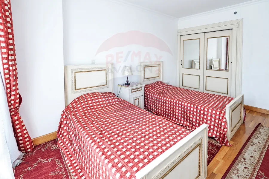 شقة للبيع 270 م سان ستيفانو ( فور سيزون )