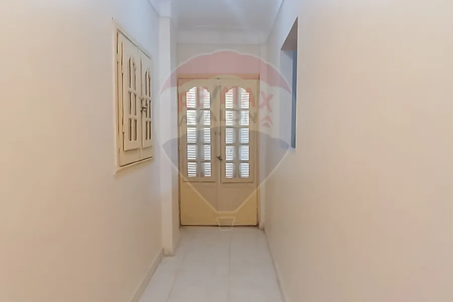 Apartment for rent 400 m Sporting (Port Said St.)