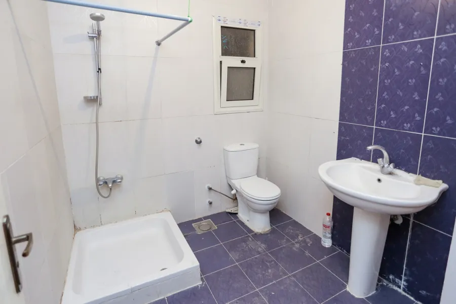 شقة للبيع 185م سموحة (كومباوند الشرطة - بجوار جامعه فاروس)