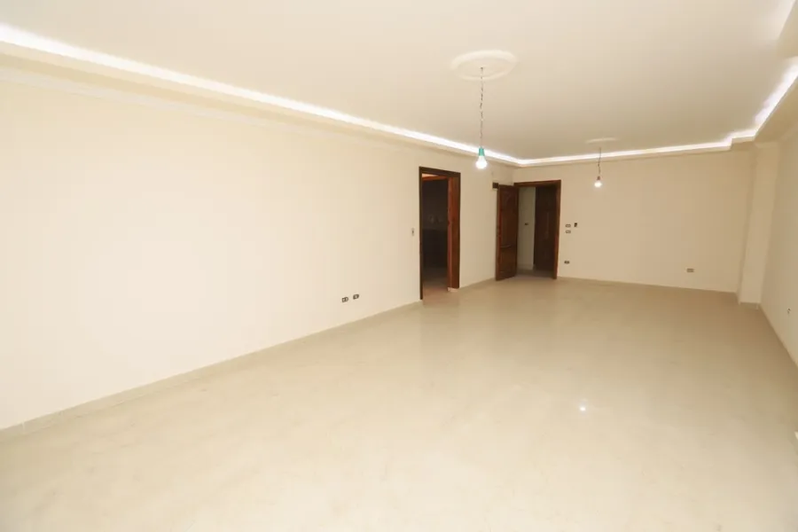 Apartment For Sale 164m El-Seyouf (Moustafa Kamel St.-Steps From Carrefour City Light )