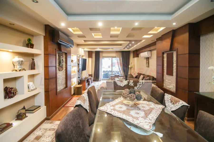 Apartment for sale 220 m Saraya (second number from the sea)