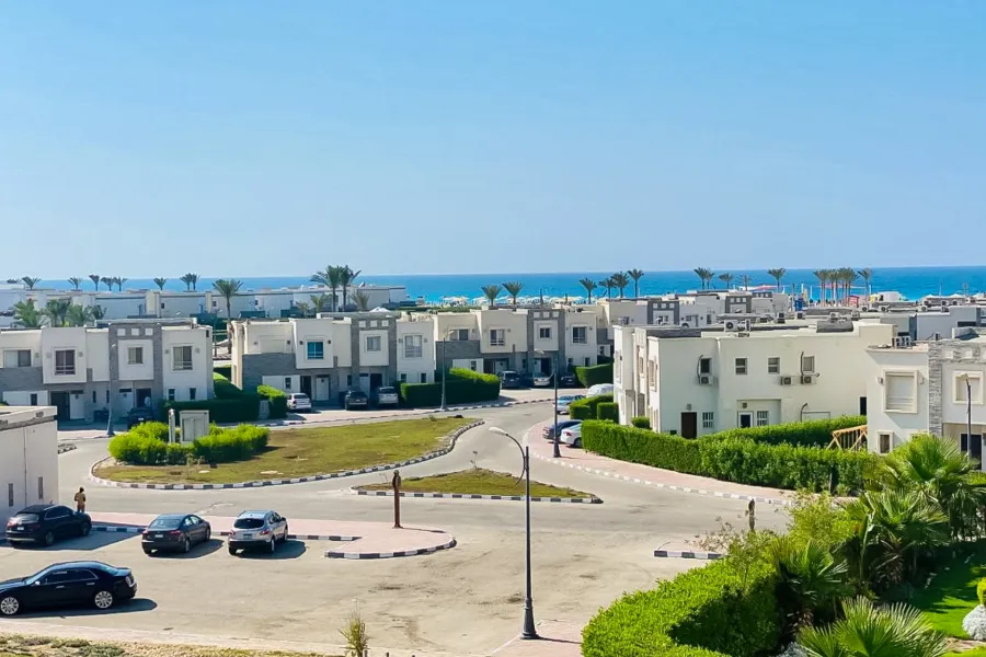 شاليه علوي للبيع (امواج - سيدي عبدالرحمن)