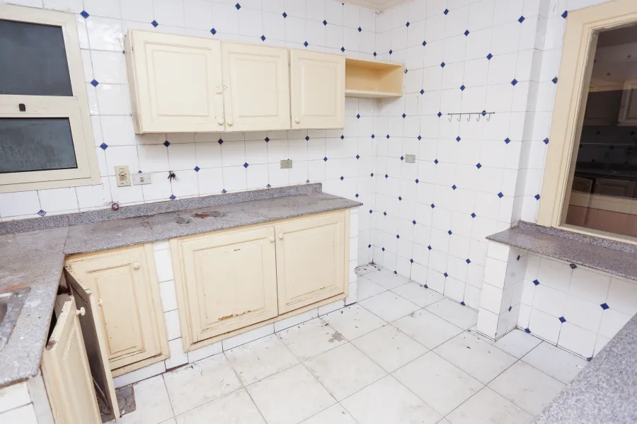 Administrative Unit for rent 600m Smouha (Steps From Zahran Mall)