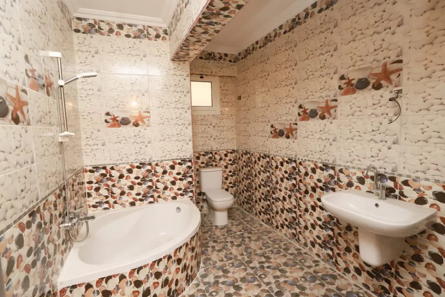 Apartment For Sale 164m El-Seyouf (Moustafa Kamel St.-Steps From Carrefour City Light )