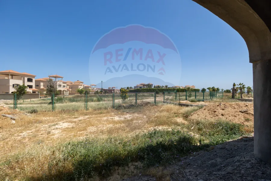 فيلا للبيع كينج مريوط (اليكس ويست - منطقة سانت كاترين نموذج 2) - 884 م