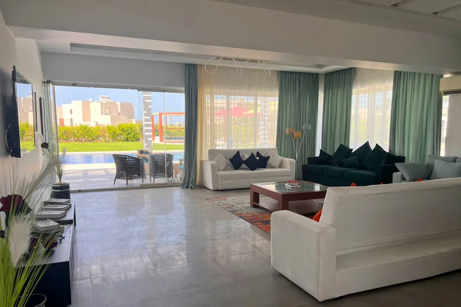 فيلا 1,000 م + كابانا (هاسيندا باي)